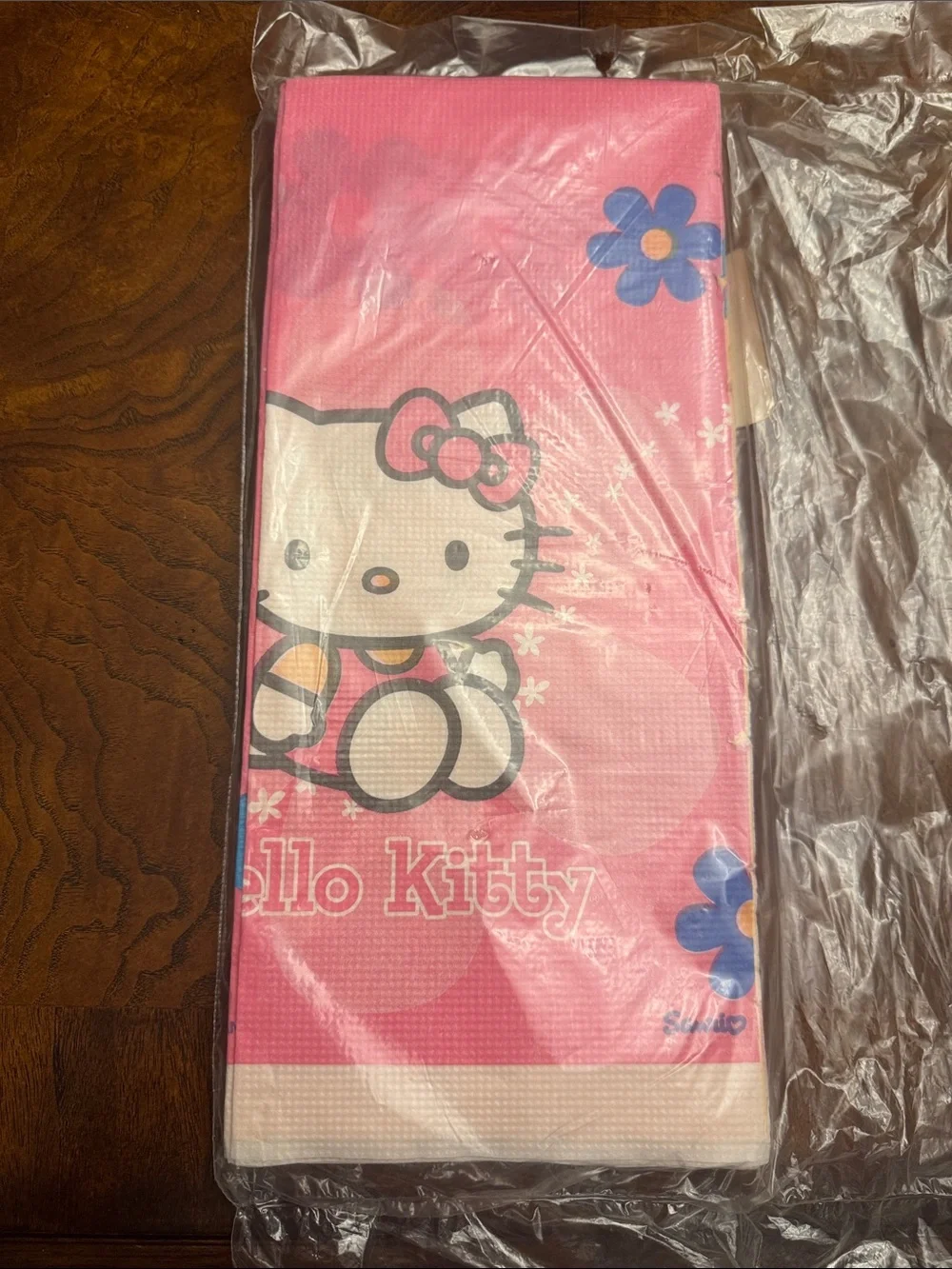 Vintage Hello Kitty Paper Sanrio 1976/2001 Party Tablecloth 48” x 96” NWT